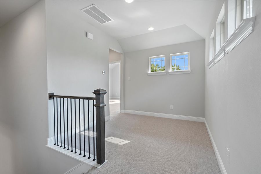 Representative unfurnished interior of a home built from the Frio by Windsor Homes in Villas at Long Branch, Rowlett (Image 25). Representative unfurnished interior of a home built from the Frio by Windsor Homes in Villas at Long Branch, Rowlett (Image 25).