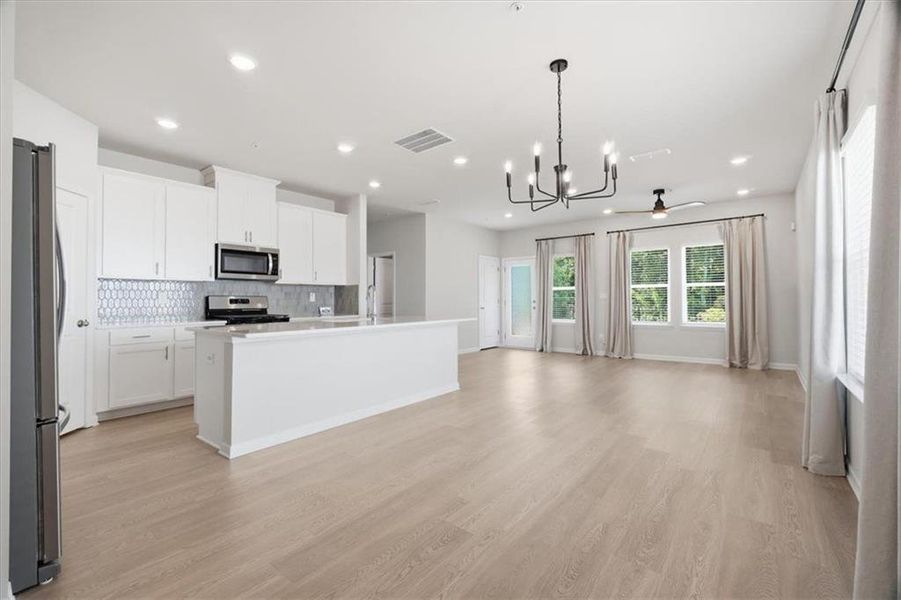 Spacious, unfurnished interior of a new home in Brooks at Riverview Landing, Smyrna (Image 26).