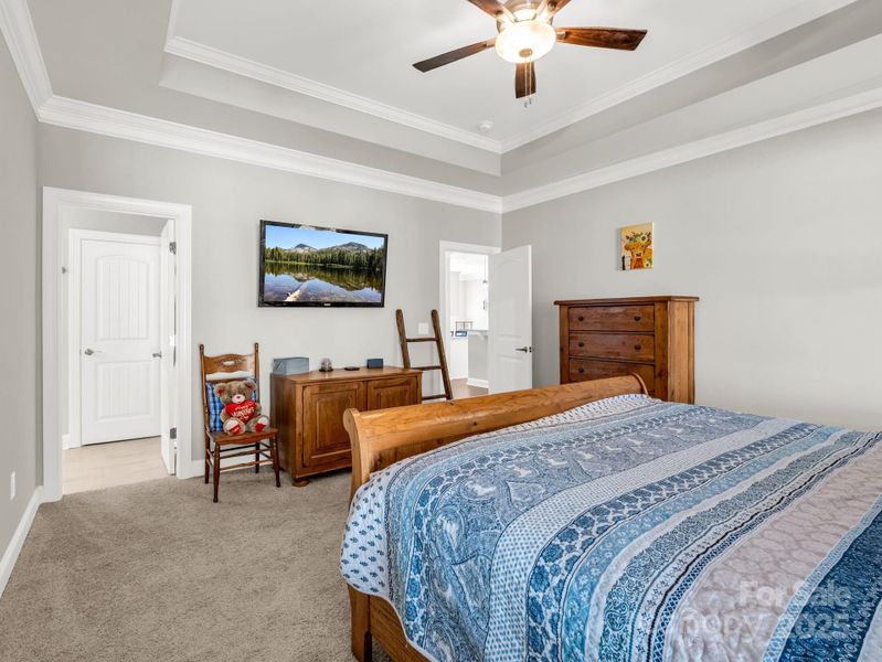 Furnished interior view inside a new home in , Gaffney (Image 16).