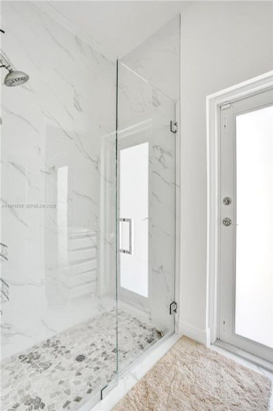 Spacious, unfurnished interior of a new home in , Loxahatchee (Image 27).