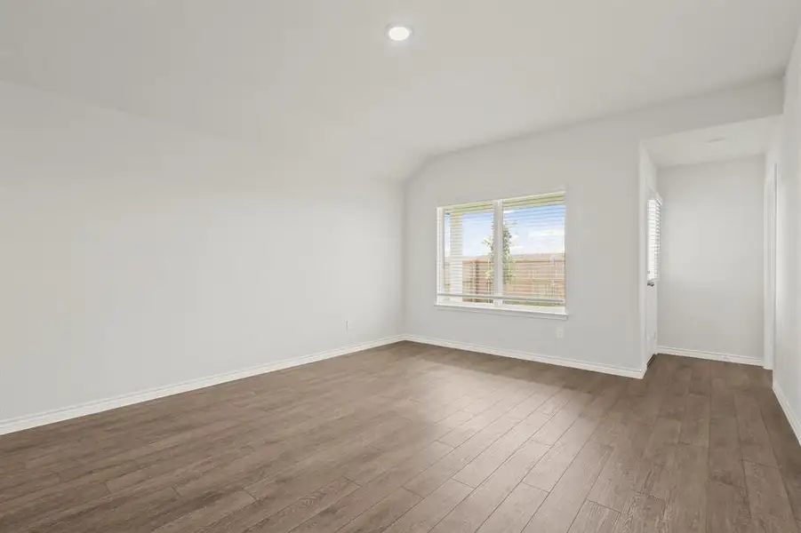 Spacious, unfurnished interior of a new home in Sycamore Landing, Fort Worth (Image 7). Spacious, unfurnished interior of a new home in Sycamore Landing, Fort Worth (Image 7).