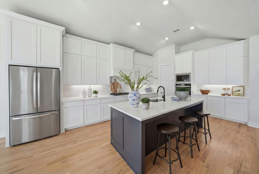 Furnished interior view inside a new home in Quail Hollow, Rockwall (Image 14).
