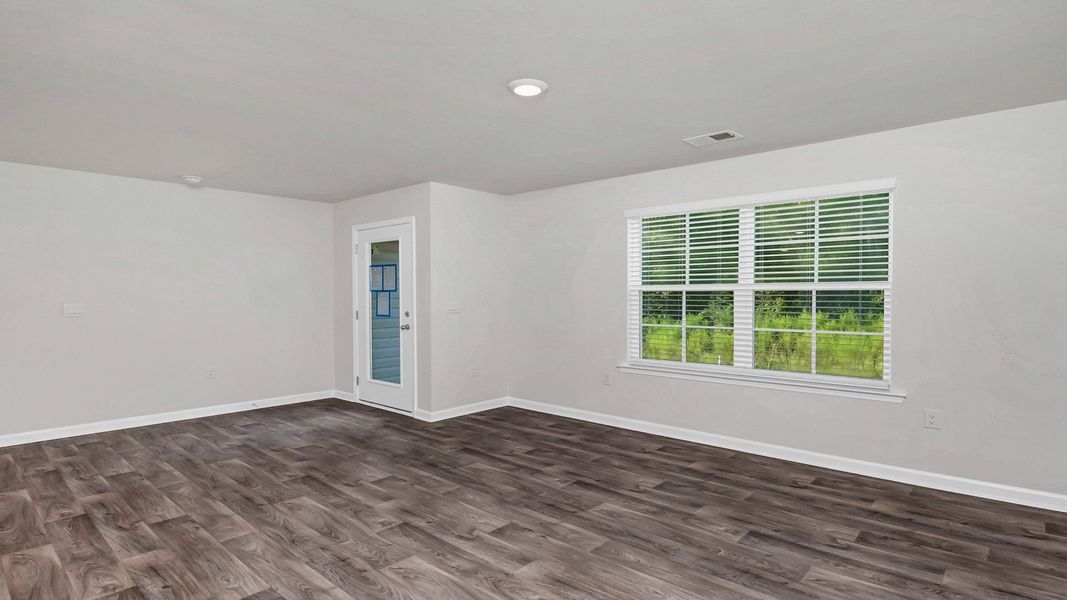 Spacious, unfurnished interior of a new home in Hunter's Branch Townhomes, Hopkins (Image 14).