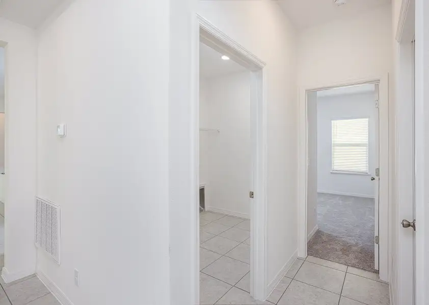 Representative unfurnished interior of a home built from the Miramar by Maronda Homes in Cape Coral, Cape Coral (Image 16).