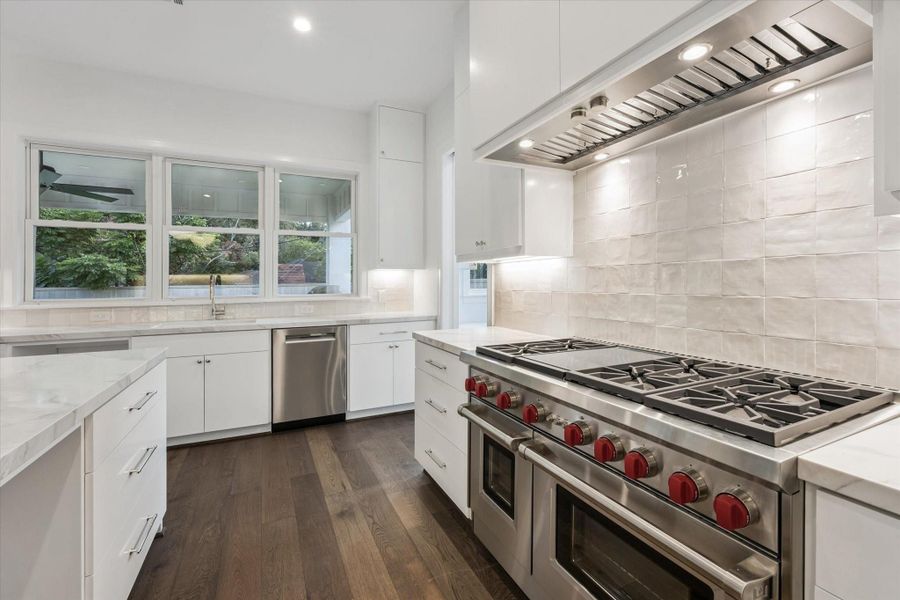 Furnished interior view inside a new home in , Houston (Image 16).