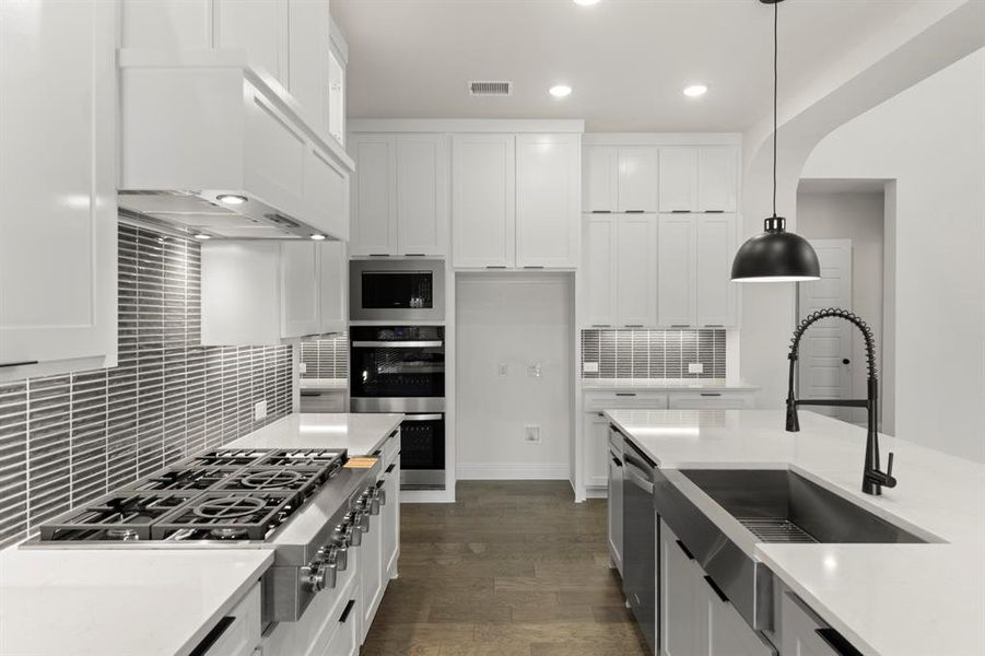 11. 1520 Fairmont - Kitchen (2)