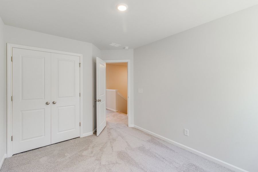 Spacious, unfurnished interior of a new home in Haynes Park, Columbia (Image 26).