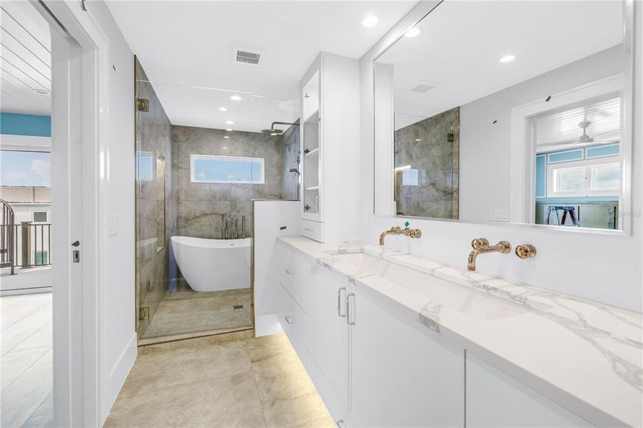 Furnished interior view inside a new home in , Sarasota (Image 25).