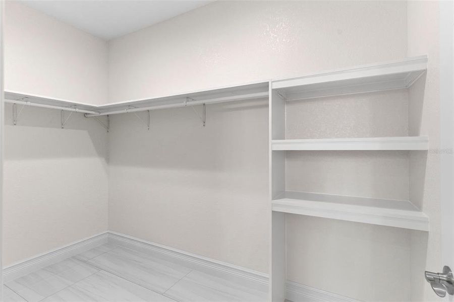 Spacious, unfurnished interior of a new home in , Plant City (Image 28). Spacious, unfurnished interior of a new home in , Plant City (Image 28).