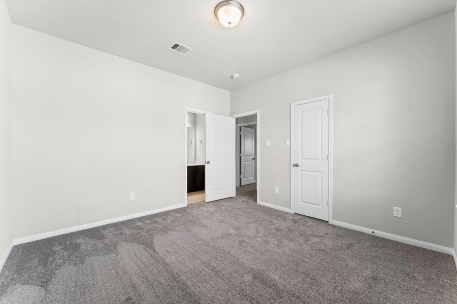 Spacious, unfurnished interior of a new home in The Highlands, Porter (Image 42).