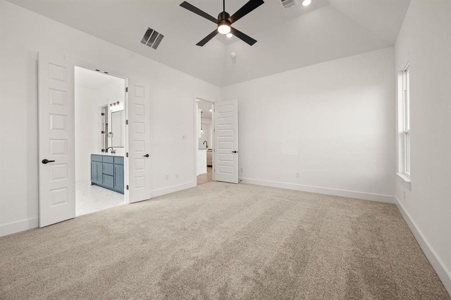 Spacious, unfurnished interior of a new home in Parks of Aledo, Aledo (Image 22).