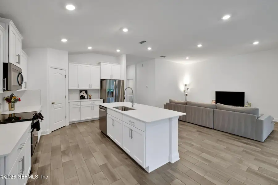 Furnished interior view inside a new home in Cross Creek, Green Cove Springs (Image 33).