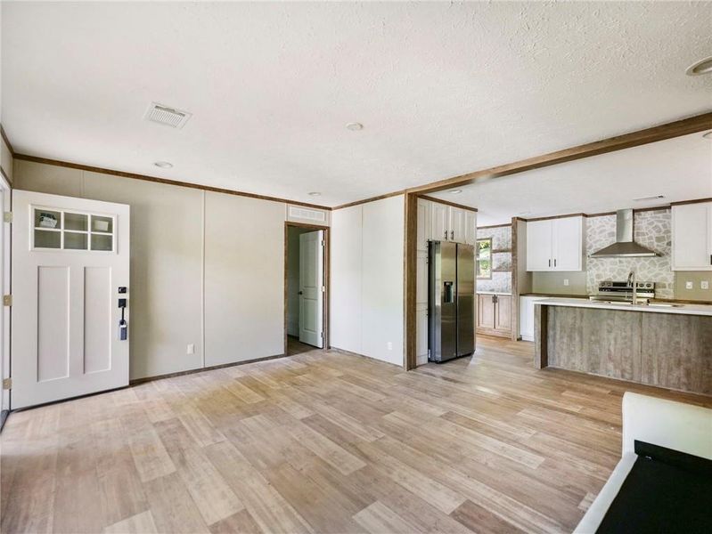 Image 33 of a home in .