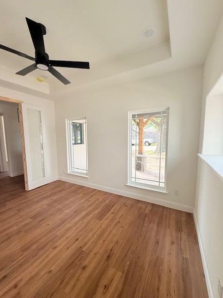 Spacious, unfurnished interior of a new home in , Grapevine (Image 16).