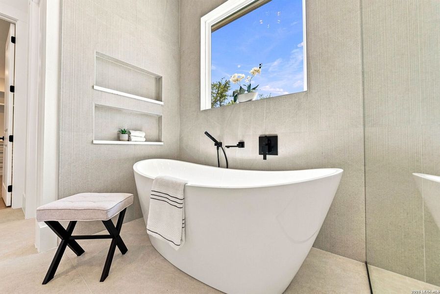 Furnished interior view inside a new home in , Boerne (Image 11).