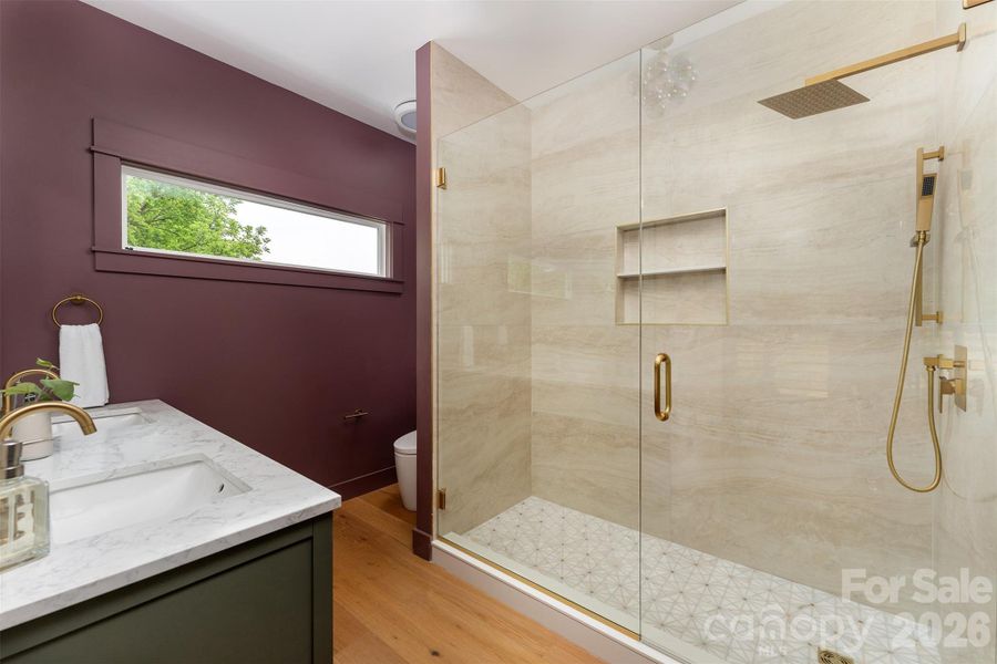 Image 32 of a home in .