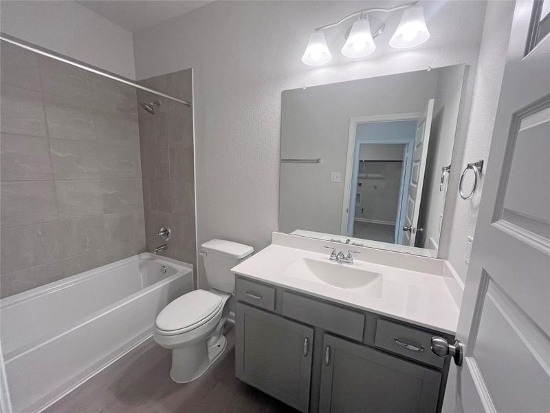 Furnished interior view inside a new home in Sierra Vista 60's, Iowa Colony (Image 6). Furnished interior view inside a new home in Sierra Vista 60's, Iowa Colony (Image 6).