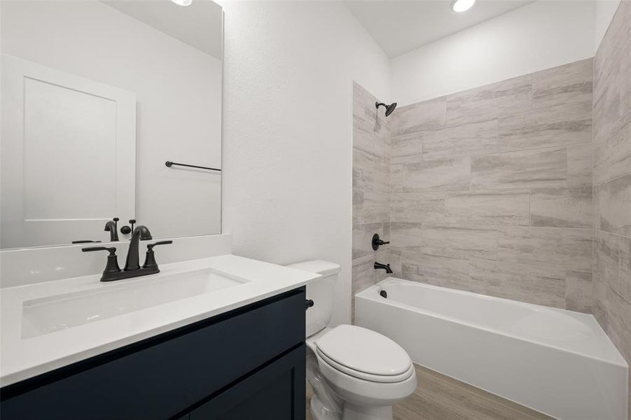 412 Wabash- Bathroom-2