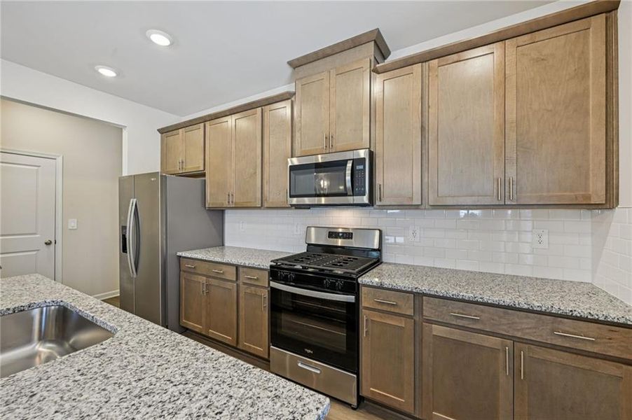 Furnished interior view inside a new home in Creekside at Oxford Park, Fairburn (Image 13).