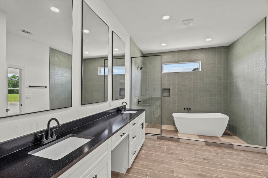 Furnished interior view inside a new home in , Alvin (Image 6).