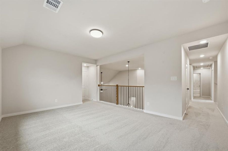 Spacious, unfurnished interior of a new home in Sonoma Verde: 70ft. lots, McLendon-Chisholm (Image 24).