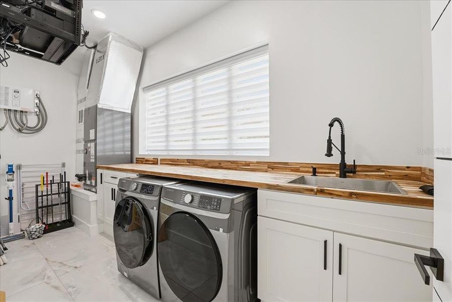 Furnished interior view inside a new home in , Merritt Island (Image 25).
