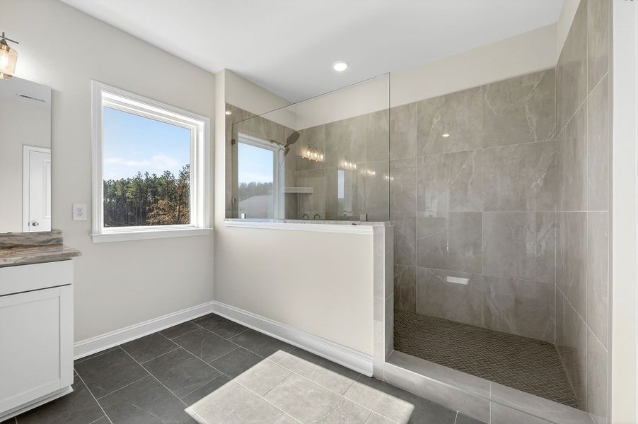 The Starflower - Owner's Bath