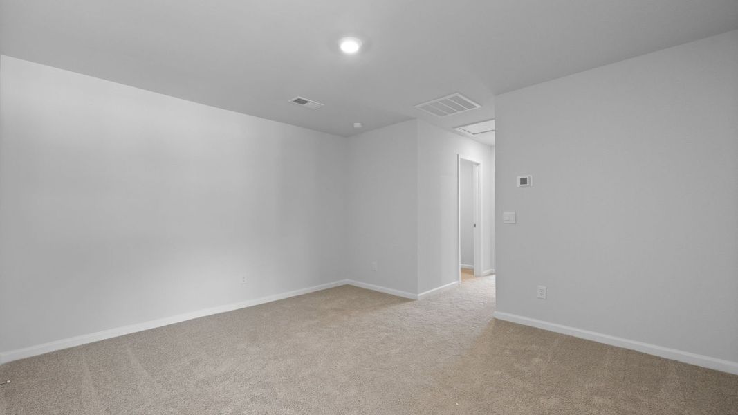 Representative unfurnished interior of a home built from the ARCHER-EXP by D.R. Horton in Lakeview at Kitfield, Moncks Corner (Image 32).