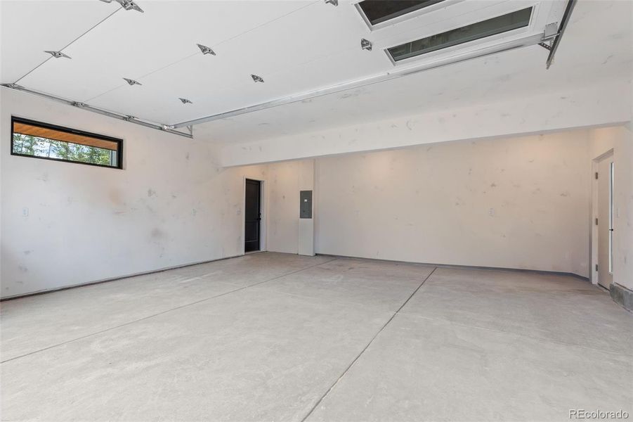 Spacious, unfurnished interior of a new home in , Bailey (Image 46).