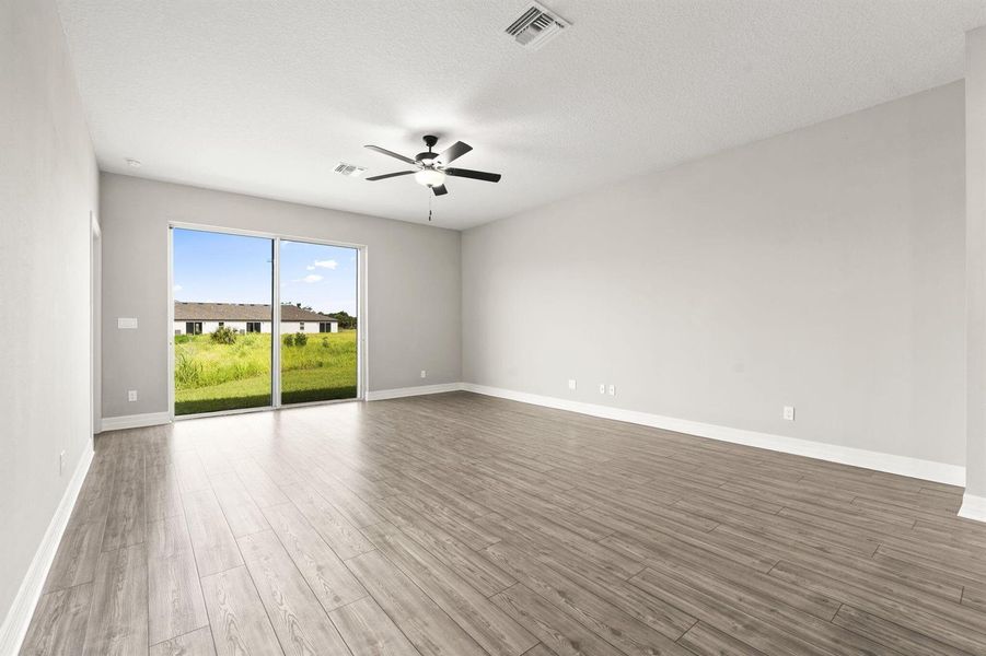 32-web-or-mls-DSC00974 32-web-or-mls-DSC00974