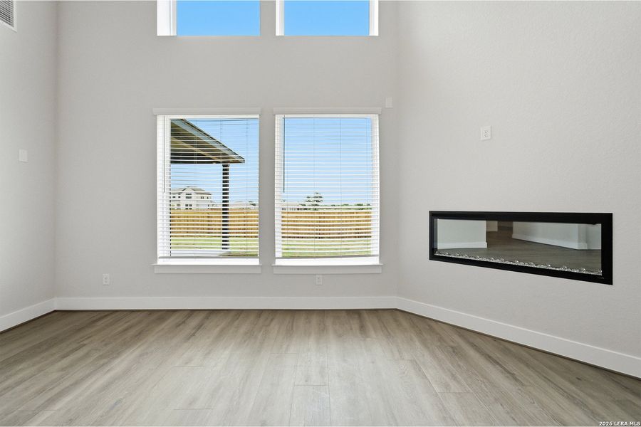 Spacious, unfurnished interior of a new home in Hickory Ridge, Elmendorf (Image 17).