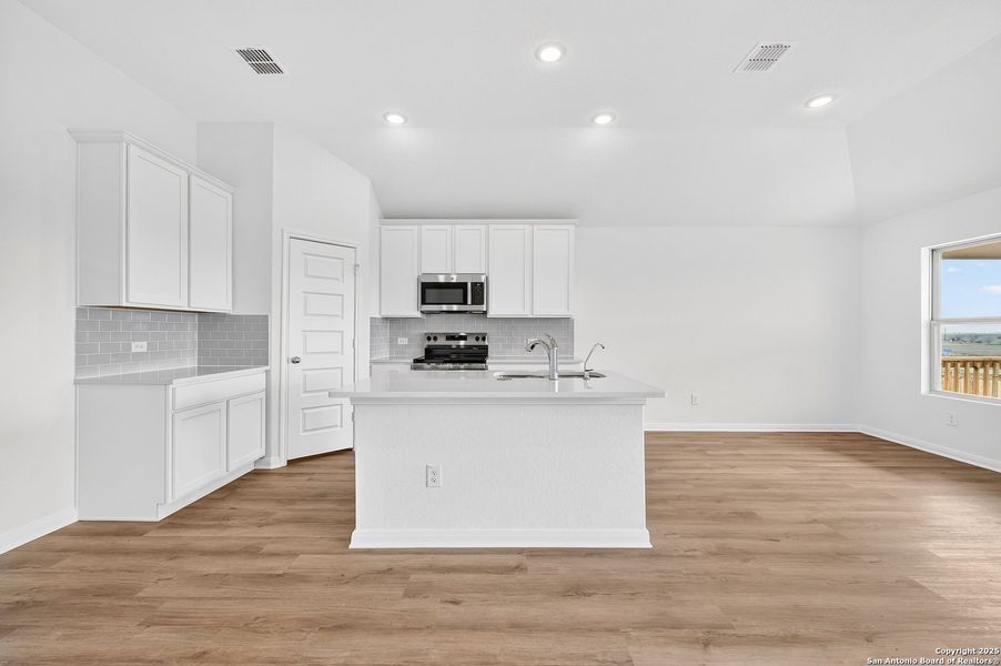Furnished interior view inside a new home in Paloma Park, Converse (Image 7).