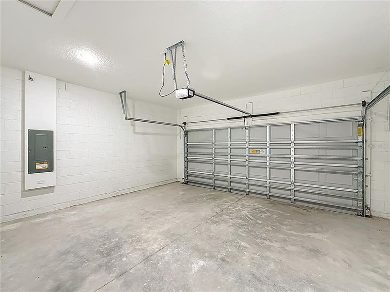 Image 38 of a home in .