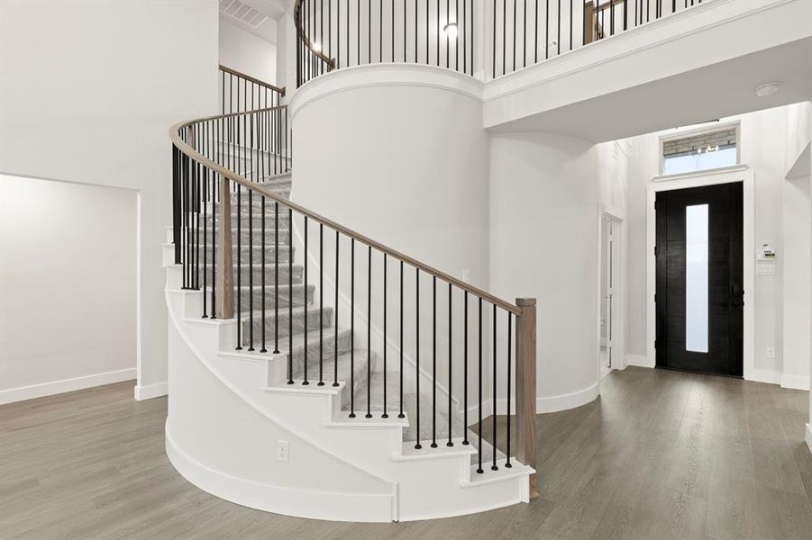 03. 3707 Ironwood - Entry