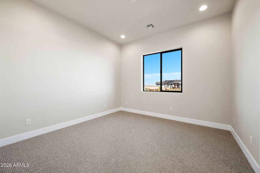 41-Bedroom 2 (1) 41-Bedroom 2 (1)