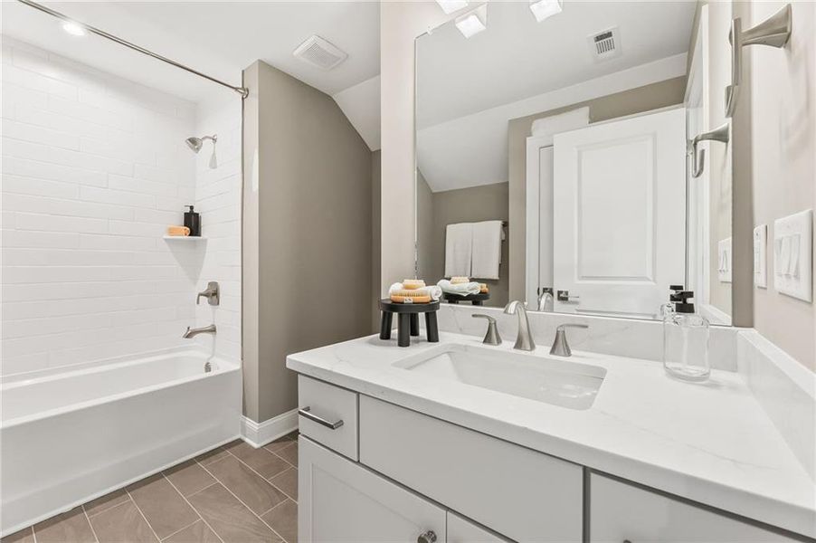 Image 24 of a home in The Courtyards at Post Road.