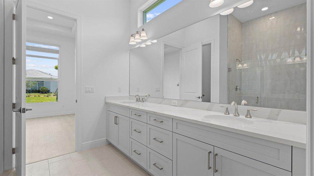 Owner's Bath