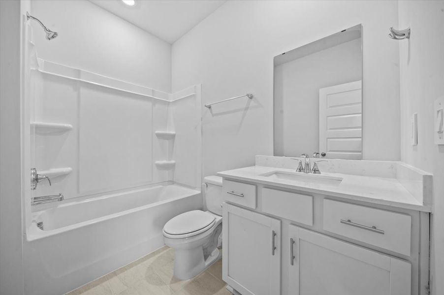 Furnished interior view inside a new home in Creek Ridge - Heritage Collection, Spartanburg (Image 8).