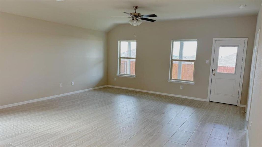 Spacious, unfurnished interior of a new home in Highlands at Chapel Creek, Fort Worth (Image 14).