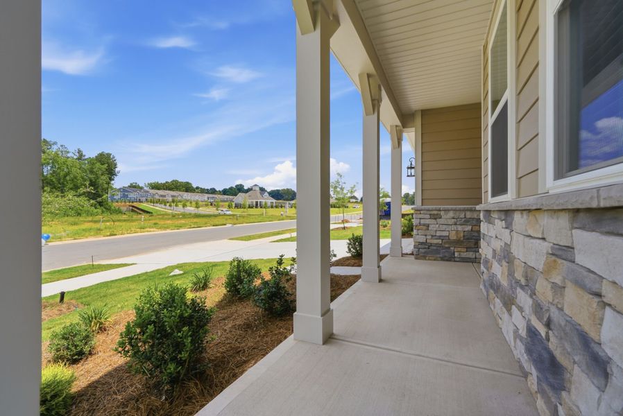 Exterior details and patio area of a home in Westfall, Gastonia (Image 3).