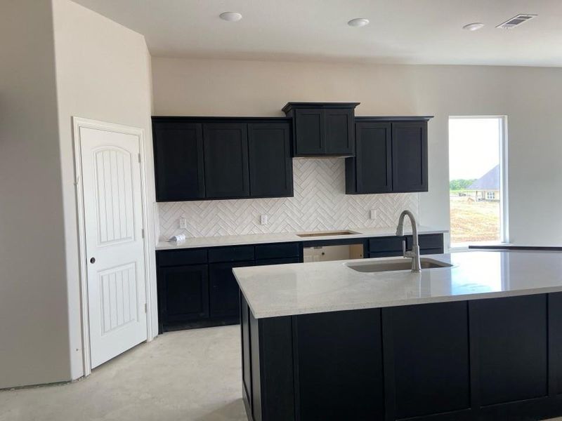 Furnished interior view inside a new home in Hillview Addition, Decatur (Image 6).
