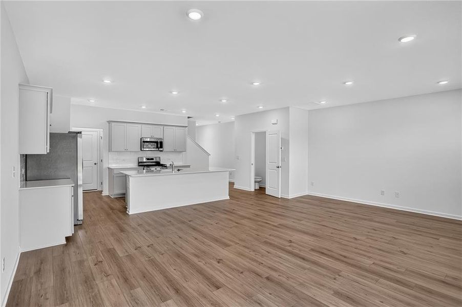Spacious, unfurnished interior of a new home in Towns at Ivy Creek, Buford (Image 16).