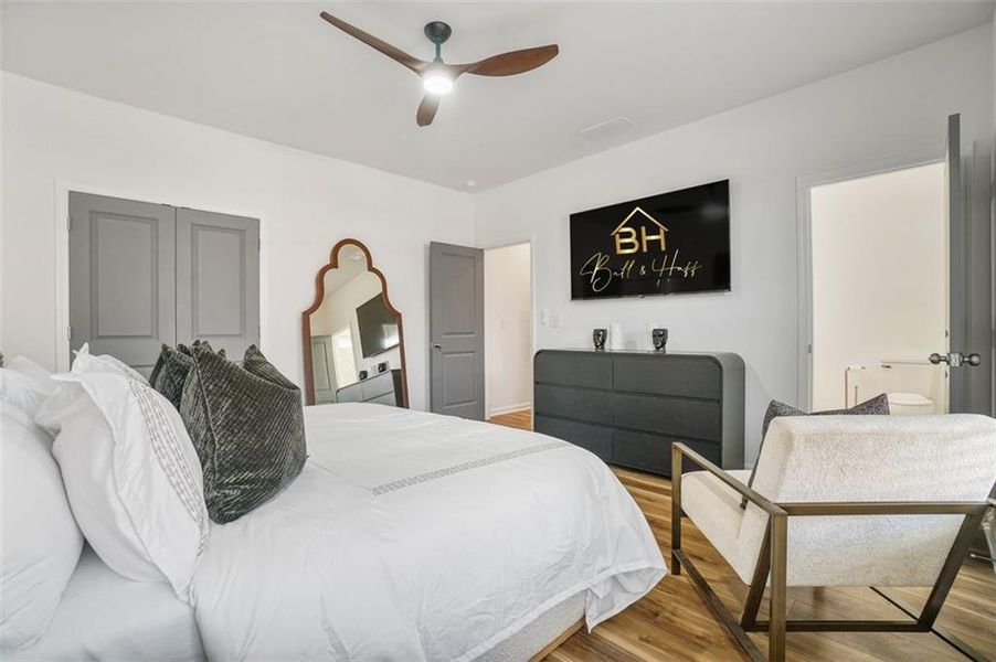 Furnished interior view inside a new home in , Atlanta (Image 12). Furnished interior view inside a new home in , Atlanta (Image 12).