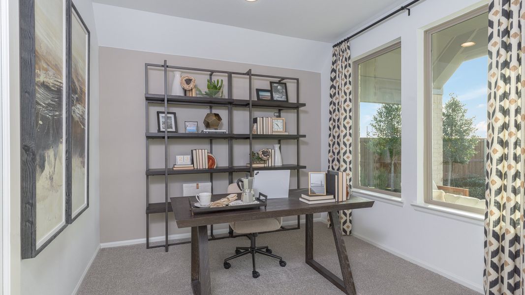 Furnished interior view inside a new home in Brookewater, Rosenberg (Image 18).