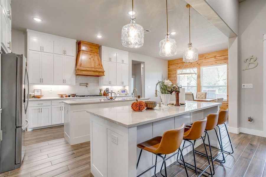 Furnished interior view inside a new home in , Weatherford (Image 20).