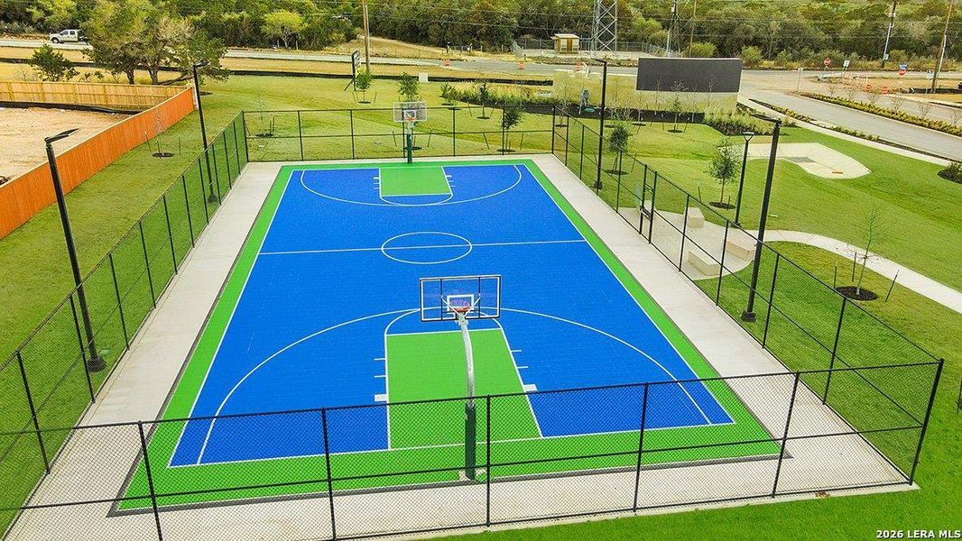 Community amenities in Langdon, San Antonio (Image 30).