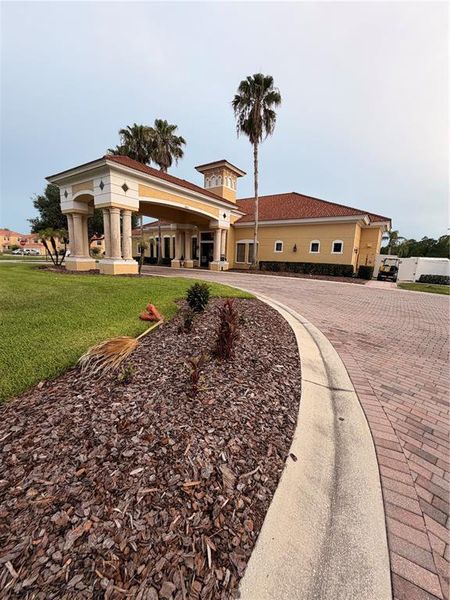 Community amenities in , Poinciana (Image 17).