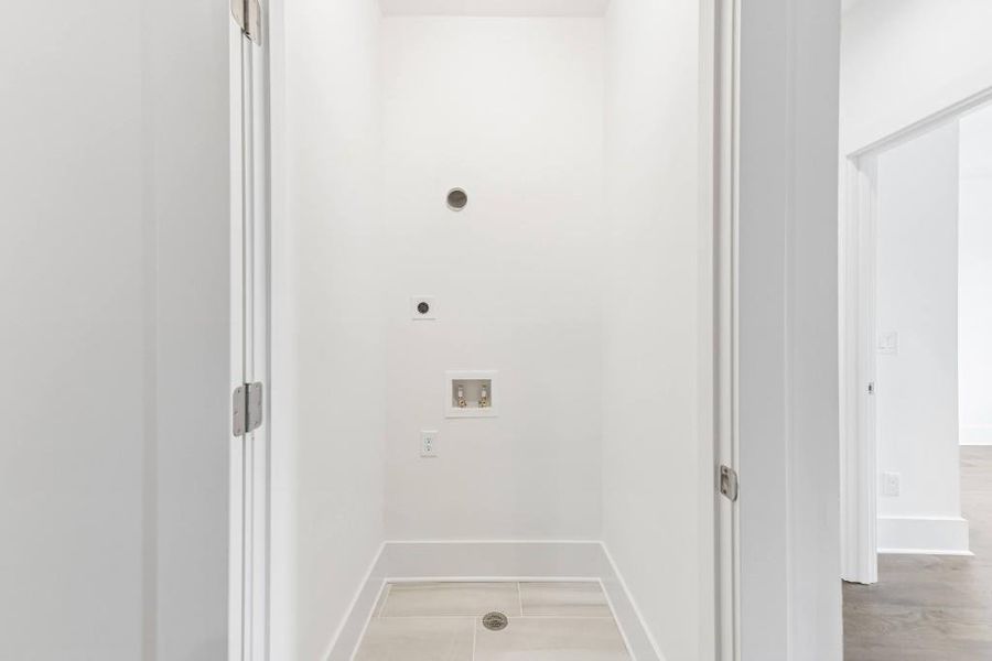 Spacious, unfurnished interior of a new home in Overlook at Moda, Decatur (Image 43). Spacious, unfurnished interior of a new home in Overlook at Moda, Decatur (Image 43).