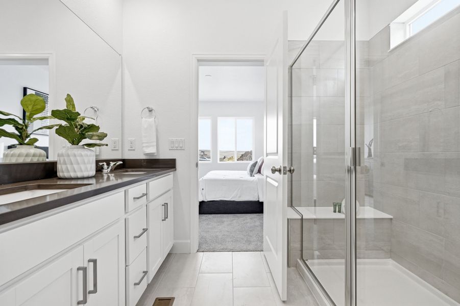 Furnished interior view inside a new home in Trailstone, Arvada (Image 24). Furnished interior view inside a new home in Trailstone, Arvada (Image 24).