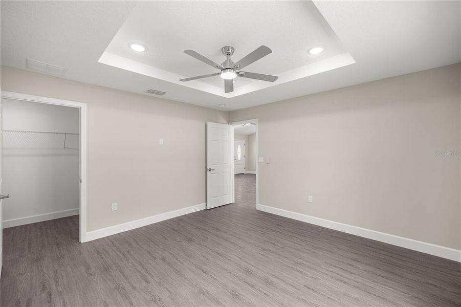 Spacious, unfurnished interior of a new home in , Ocklawaha (Image 9). Spacious, unfurnished interior of a new home in , Ocklawaha (Image 9).